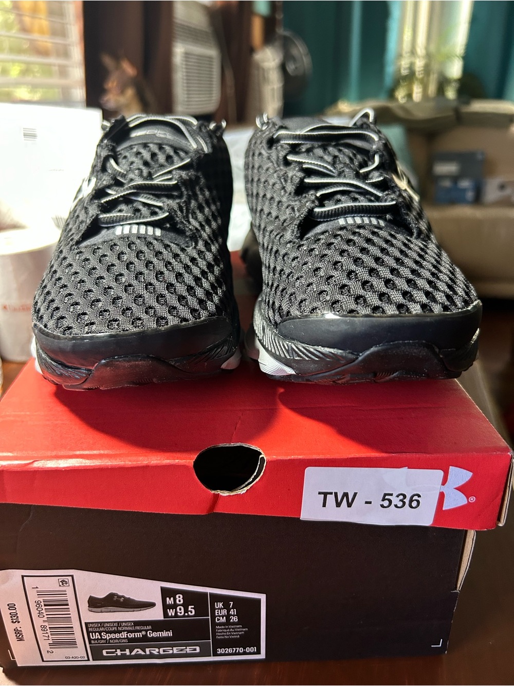 Under Armour Men’s Black Mesh Lightweight Running Sneakers